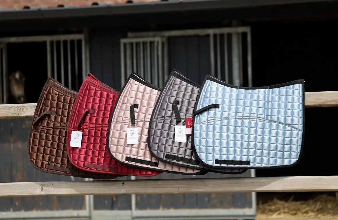 Edix Dressuur Metallic 8-Pocket Pad