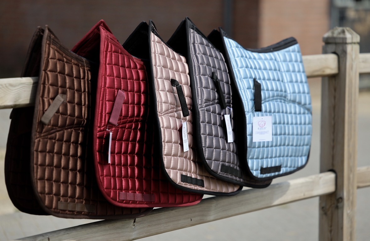 Edix Dressuur Metallic 8-Pocket Pad - Afbeelding 2