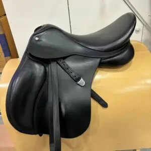 Bates Veelzijdigheidzadel | 17.5 inch
