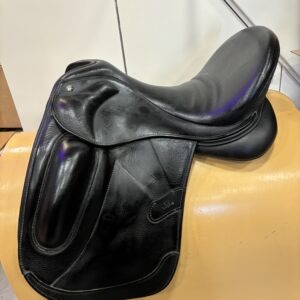 Kingsley D7 dressuurzadel | 17.5 inch