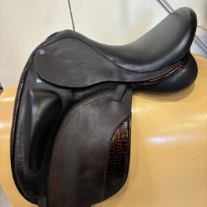 Frank Baines Adagio dressuurzadel | 18 inch