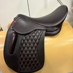 Edix Yasir Dressuurzadel | 18 inch