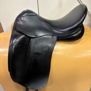 Tribal Dressuurzadel | 18.5 inch
