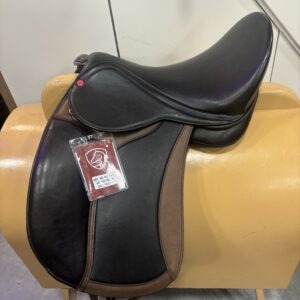 Edix Tudor dressuurzadel | 16.5 inch