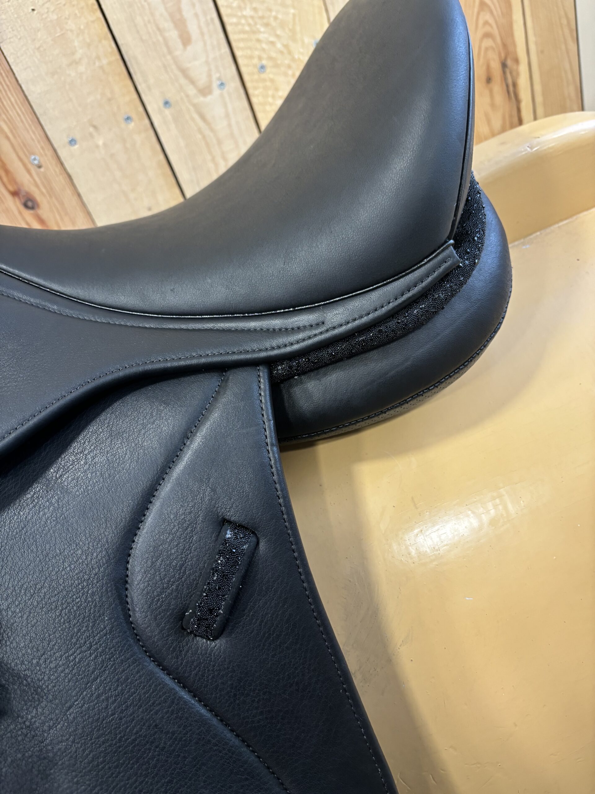 Ikonic monoblad dressuurzadel | 15.5 inch - Afbeelding 4