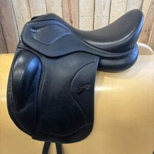 Ikonic Light dressuurzadel | 17.5 inch