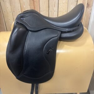 Ikonic Light dressuurzadel | 17.5 inch