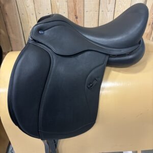 Ikonic Light dressuurzadel | 17.5 inch