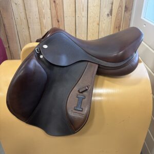 Ikonic Elite springzadel | 17.5 inch