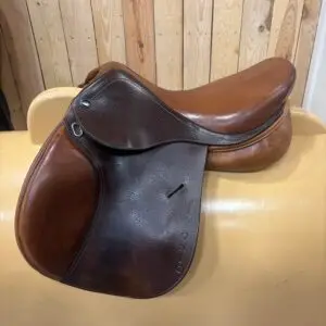 Ikonic springzadel | 15.5 inch