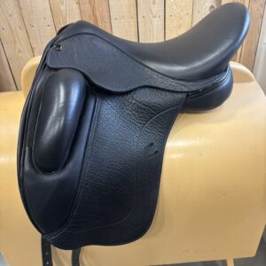 Empire Median Dressuurzadel | 17.5 inch