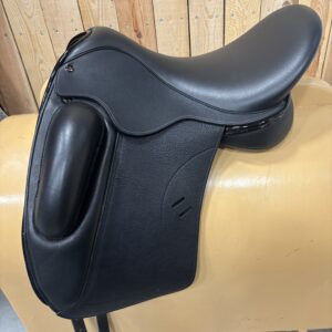 Empire Median Dressuurzadel | 17 inch