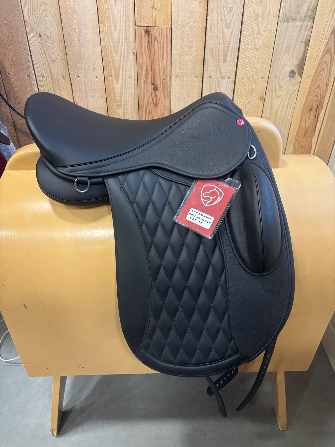 Edix Tariq dressuurzadel | 17 inch - Afbeelding 4