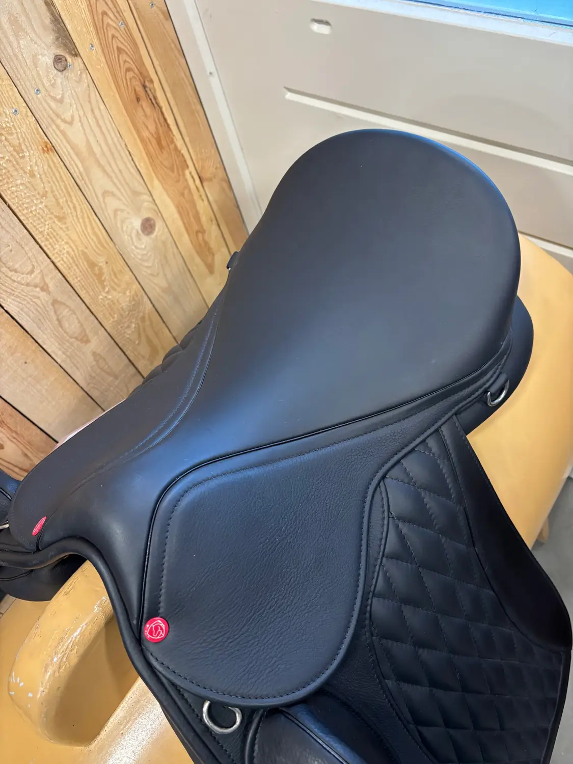 Edix Tariq dressuurzadel | 17 inch - Afbeelding 2