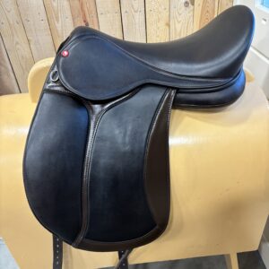 Edix Tudor dressuurzadel | 18 inch